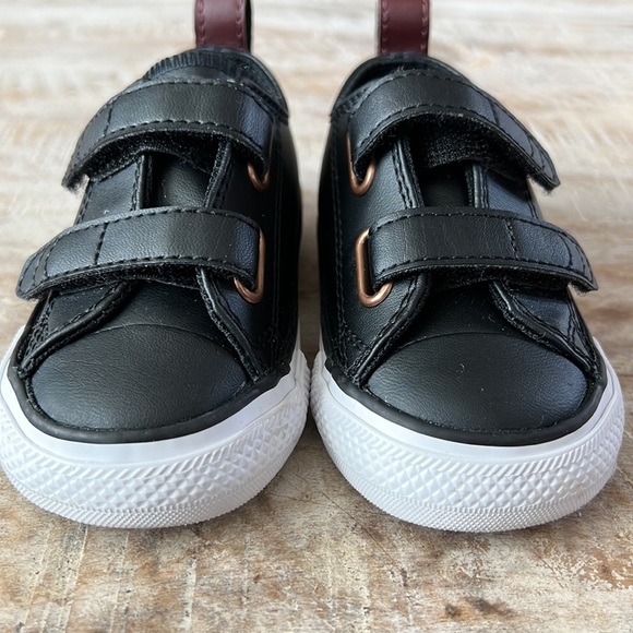 Converse Chuck Taylor All Star 2V Sneakers {Blk/Brn} 4 - Picture 10 of 10